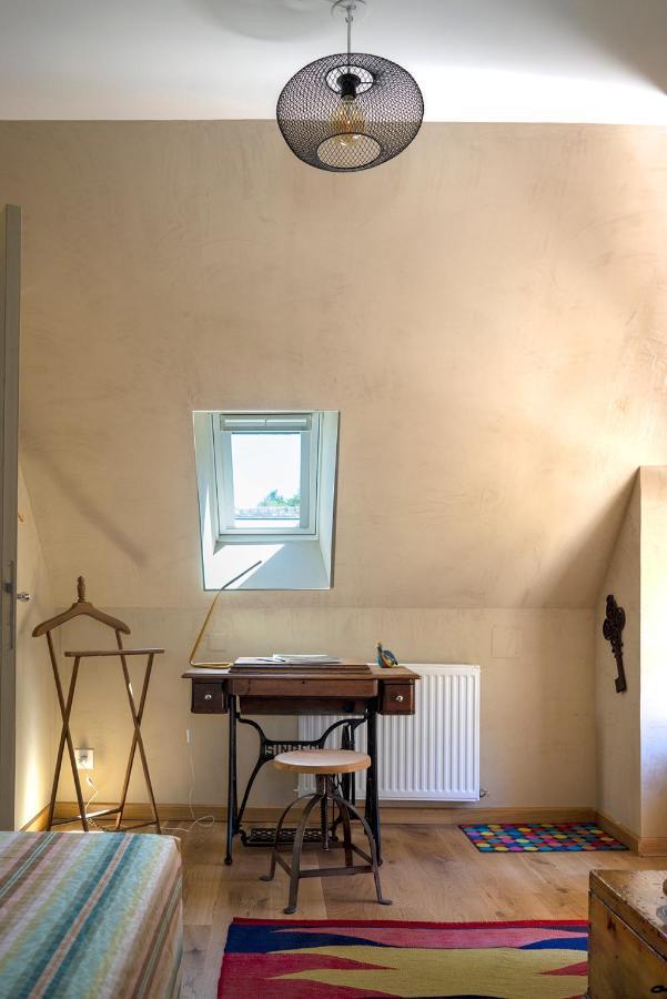 Chambre d'Hôtes chez Artiste Verrier, La Perrière - Perche Esterno foto